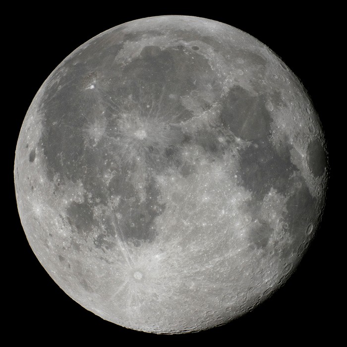 [One Day after Full Moon]
