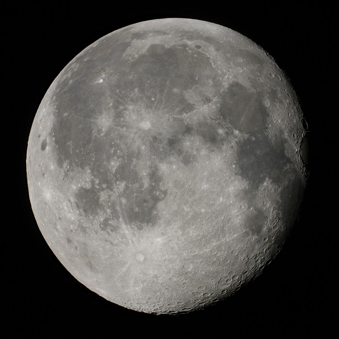 [Two Days after Full Moon]