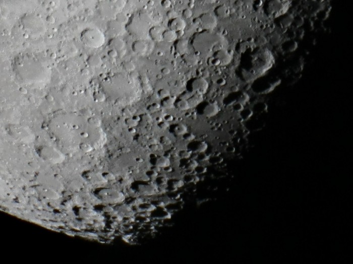 [Five Days after Full Moon-Southern Highlands]