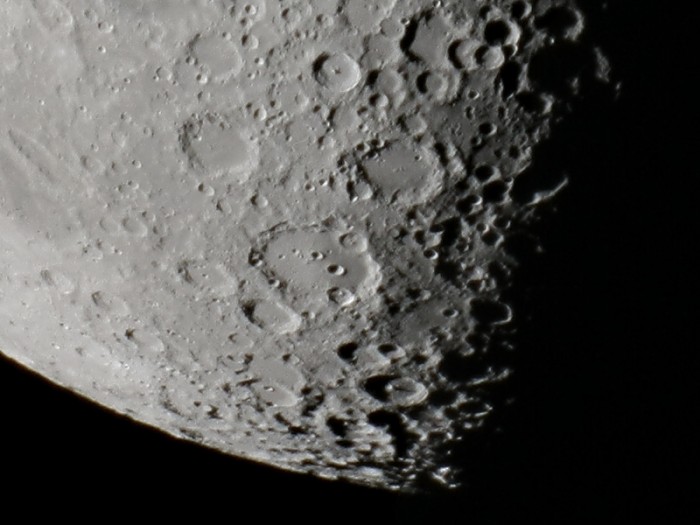 [Six Days after Full Moon-Southern Highlands]