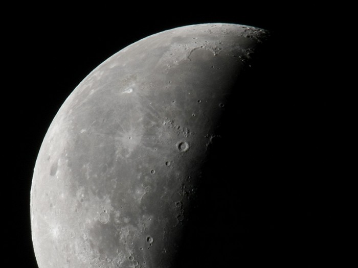 [Waning crescent moon]