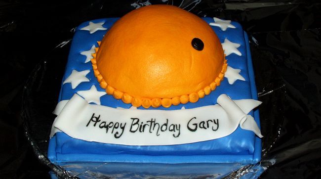 http://www.astronomy.org/StarWatch/June/6-04-transit-birthday-cake.jpg