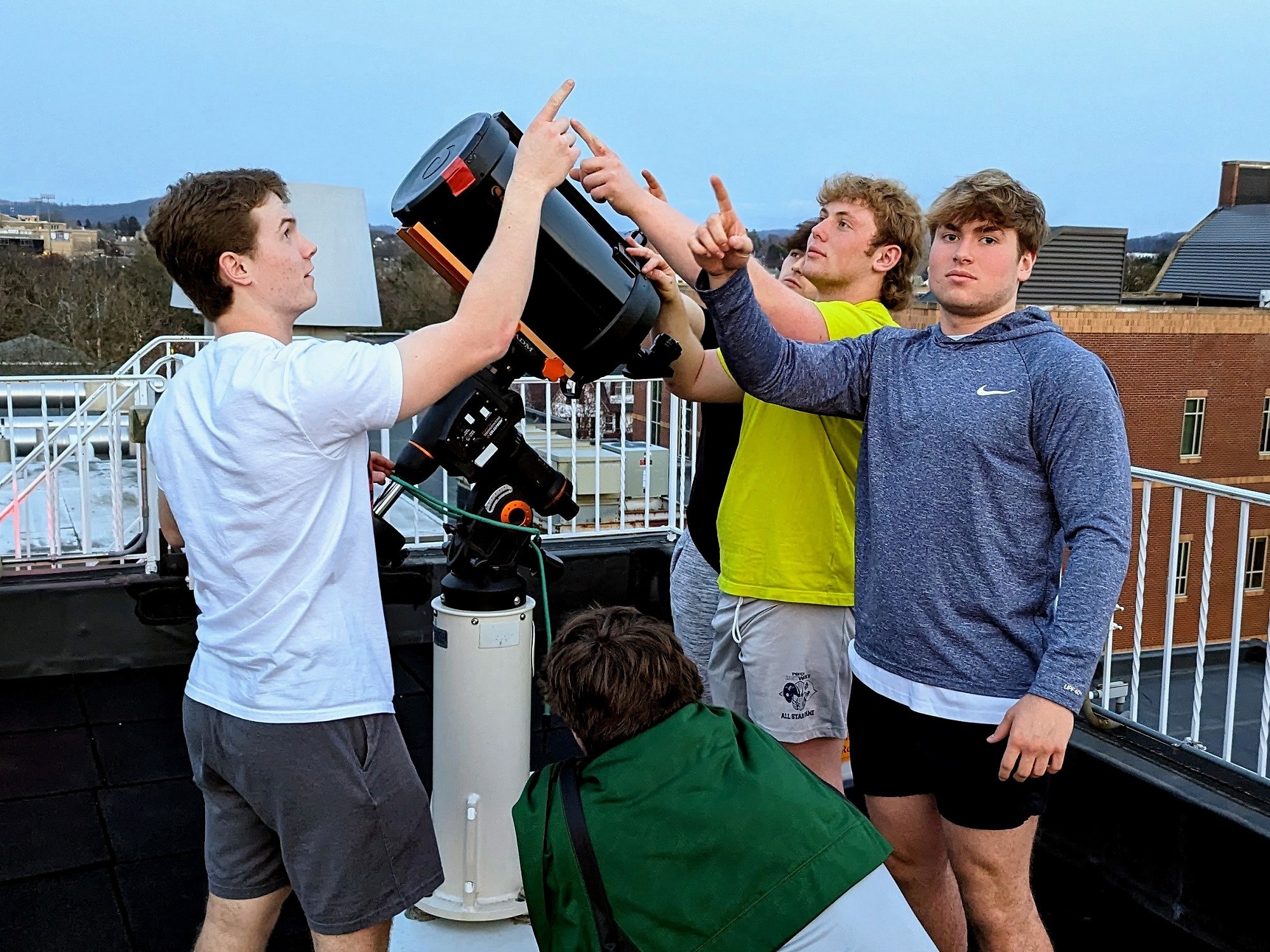[Spring 2023-Telescope Team 1]