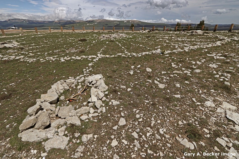 [Medicine Wheel without the Drawn Alignments]