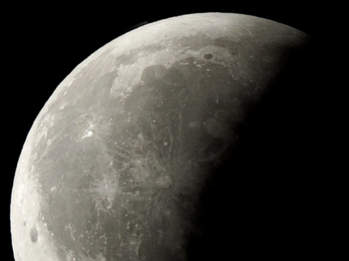[December 21st Total Lunar Eclipse-Egress-04:31]