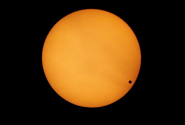 [Miriam Levine Venus transit photo]